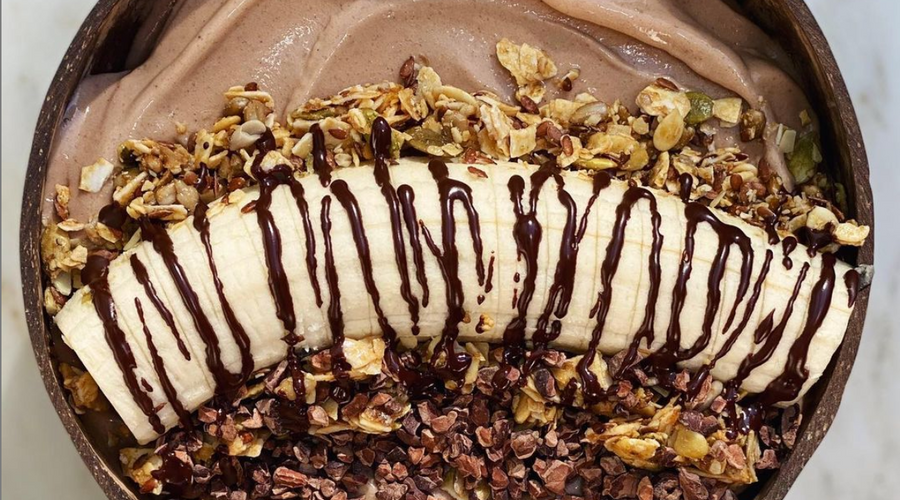 Prebiotic Fiber Cacao Smoothie Bowl