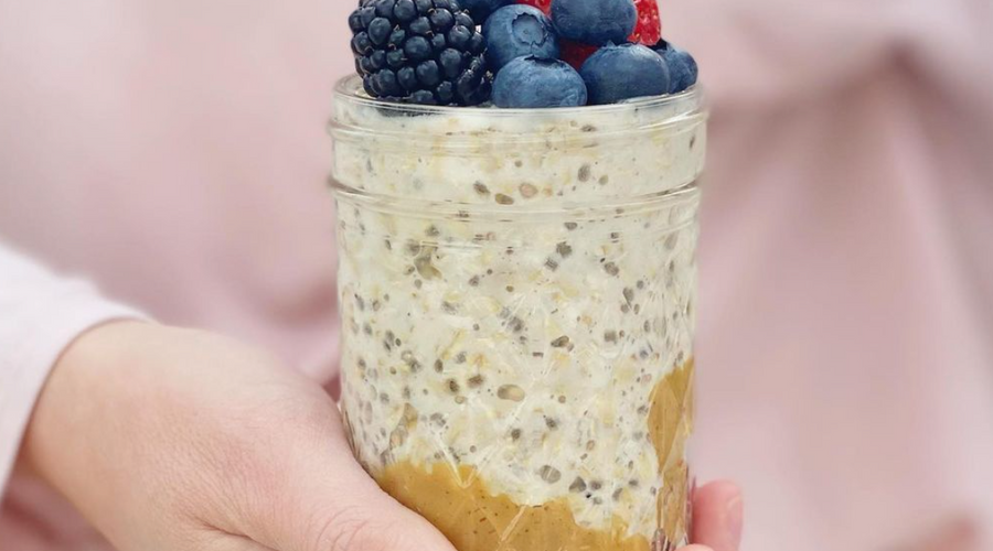 Prebiotic Fiber Mixed Berry Overnight Oats