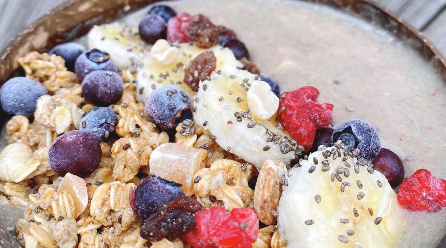 Prebiotic Fiber Strawberry Banana Smoothie Bowl